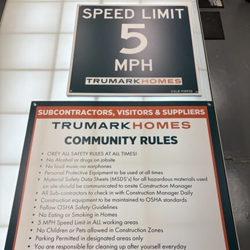 Construction & Regulation Signs
